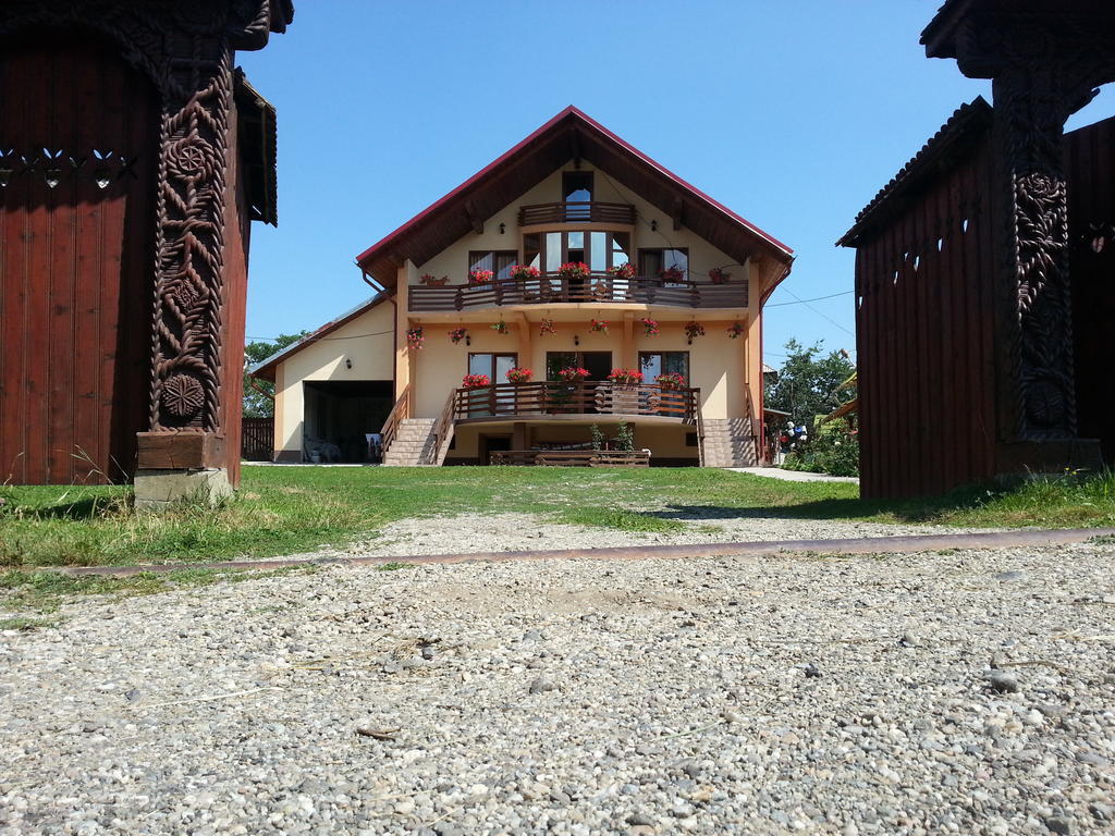 Pensiunea Maramures Ocna Şugatag Zewnętrze zdjęcie